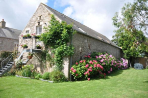 GÎTE avec Jardin DANS CORPS DE FERME